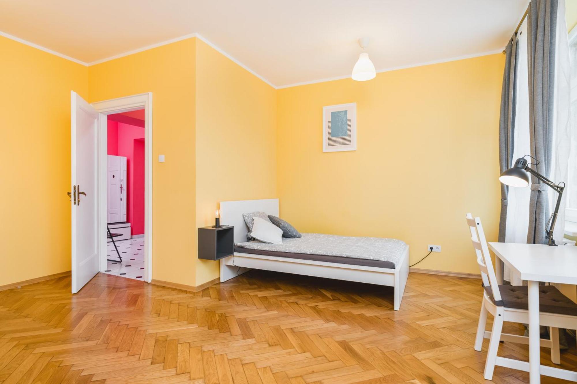 קרקוב Modern Urban Escape - Old Town Apartment - By Upstairs מראה חיצוני תמונה